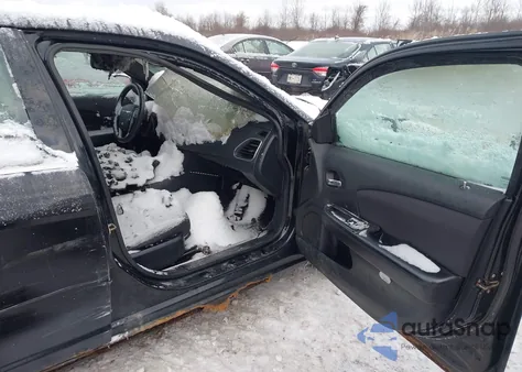 2012 Chrysler 200 Lx z USA, uszkodzony, nr VIN 1C3CCBAB2CN330735